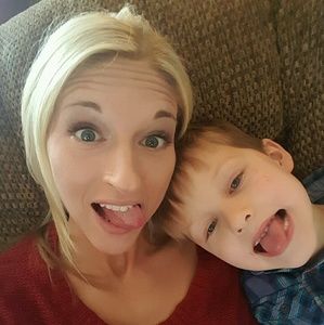 Meet your Posher, Justine